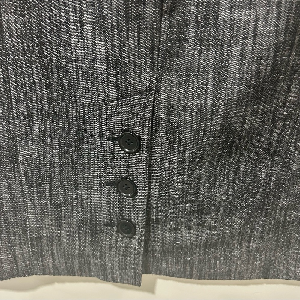 Larry Levine Stretch Grey Pencil Skirt Size 8 | Button Front | Workwear - Picture 5 of 8